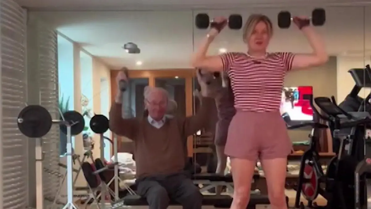 Pumpen mit Papa Franz (92)! RTL-Moderatorin zeigt uns ihr Fitness-Vorbild Frauke Ludowig mega sportlich