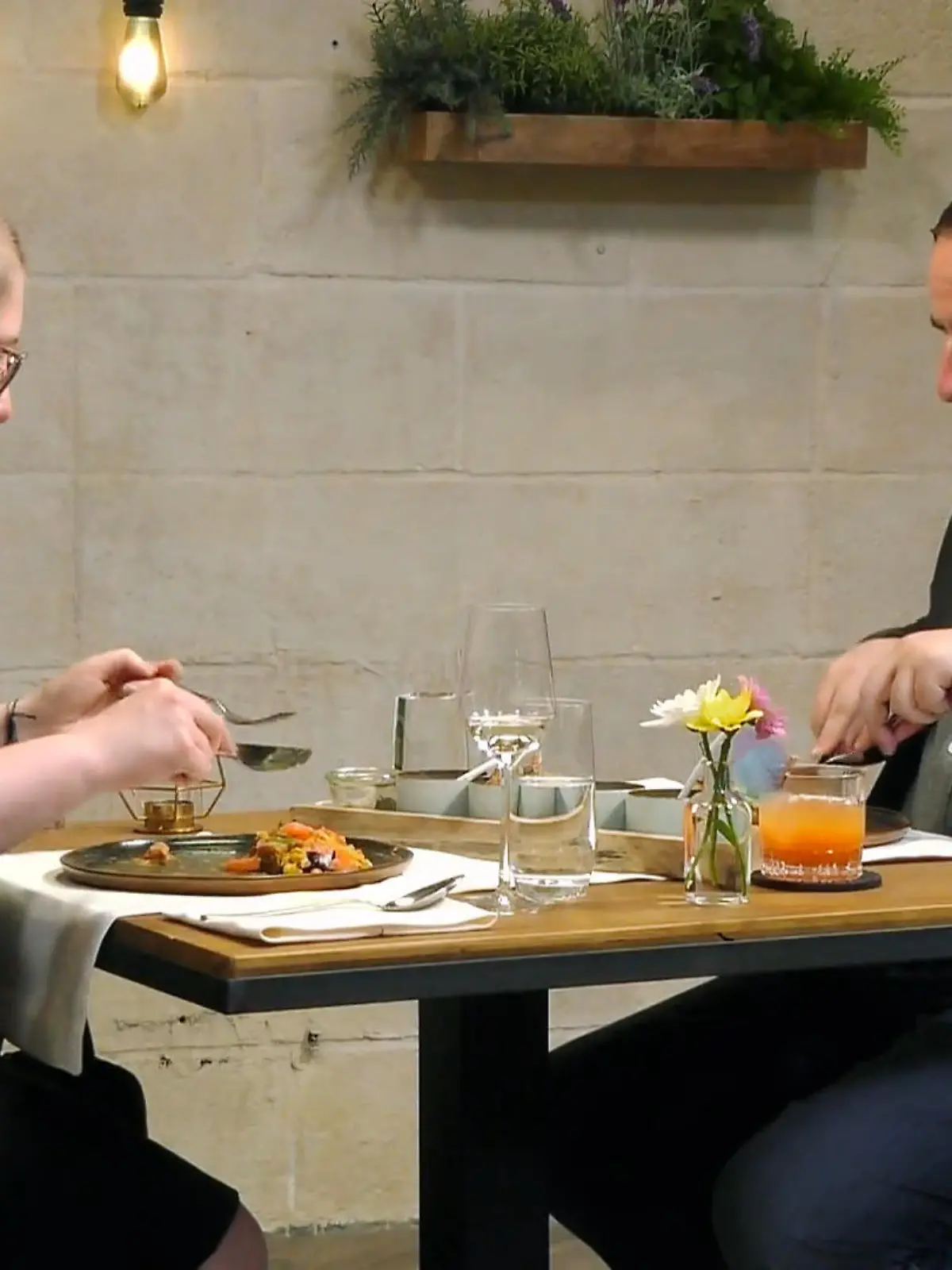 Bild zu: "Passen Anne und Björn auch bei Altlasten und Kinderwunsch zusammen?"