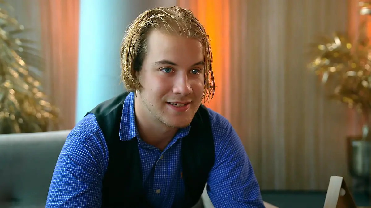 Findet Lucky im Golden Room den richtigen Song für den Recall? Lucky unter Druck