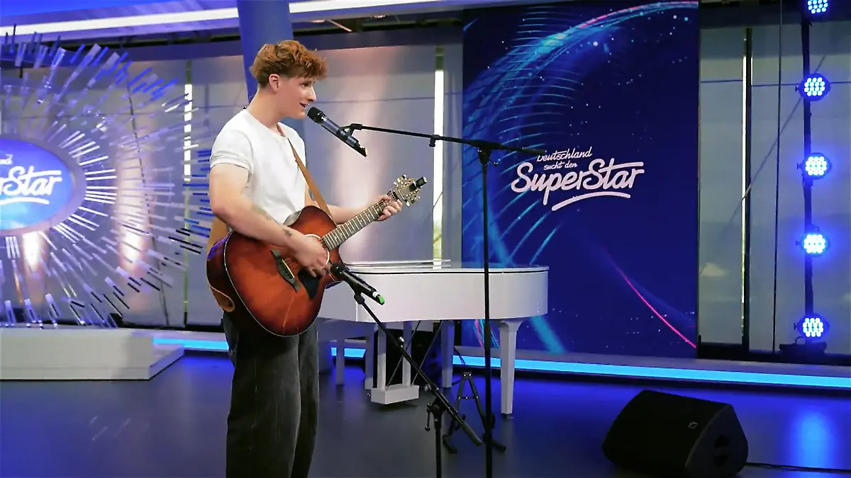Reichen Aarons 2,5 Jahre Musik für einen Auftritt, der die Jury überzeugt? Gitarre, Stimmung, Hoffnung