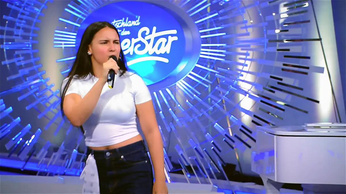 Kann Valentina mit „Mary Jane (All Night Long)“ die Jury schon jetzt für sich einnehmen? 16 und voller Talent