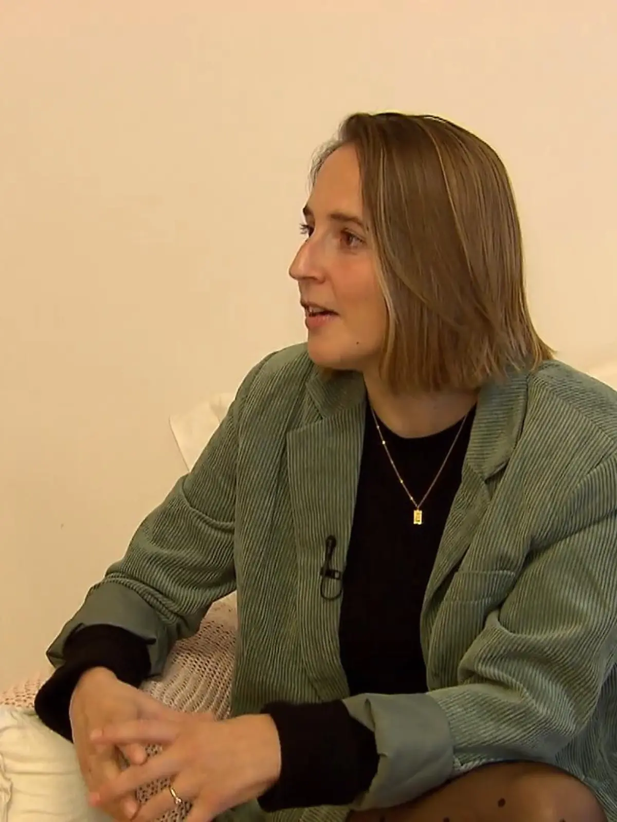 Bild zu: "Imke sucht ein elegantes, schlichtes Brautkleid"