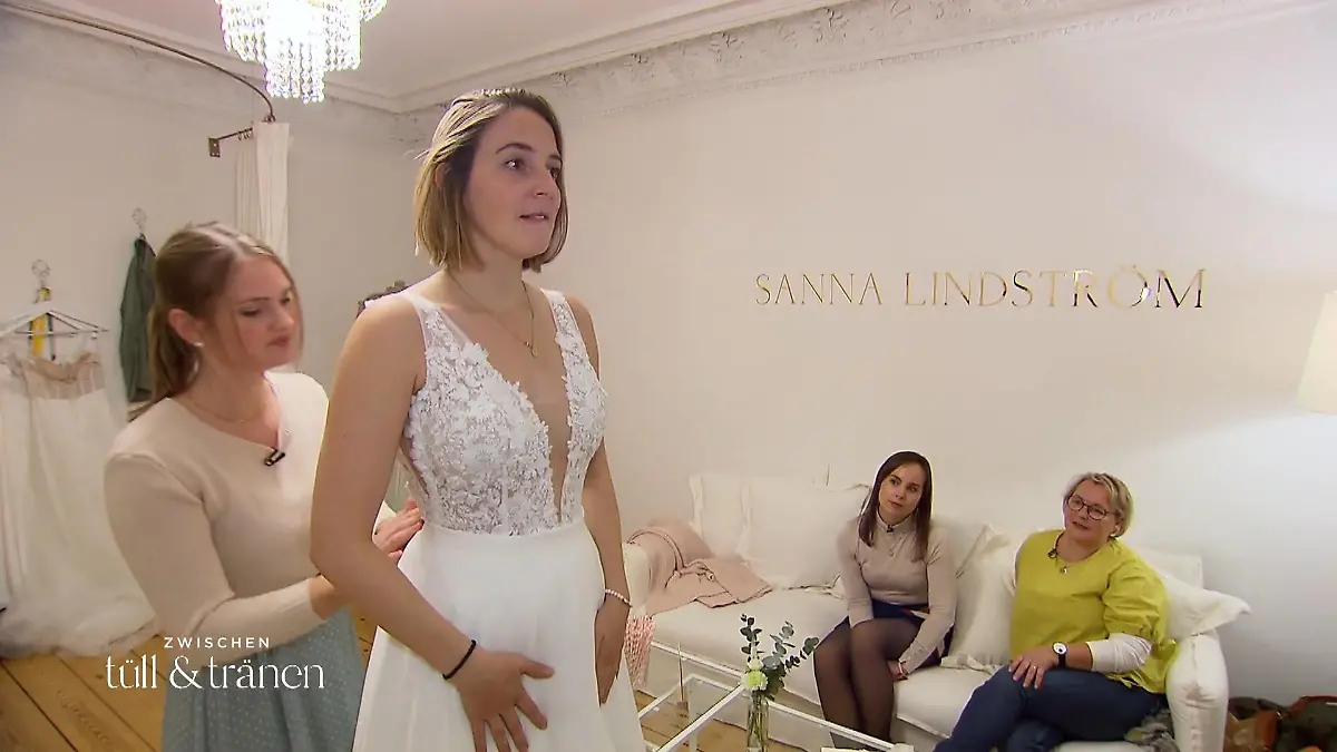 Sie möchte bei der Hochzeit nicht im Mittelpunkt stehen Schlicht!