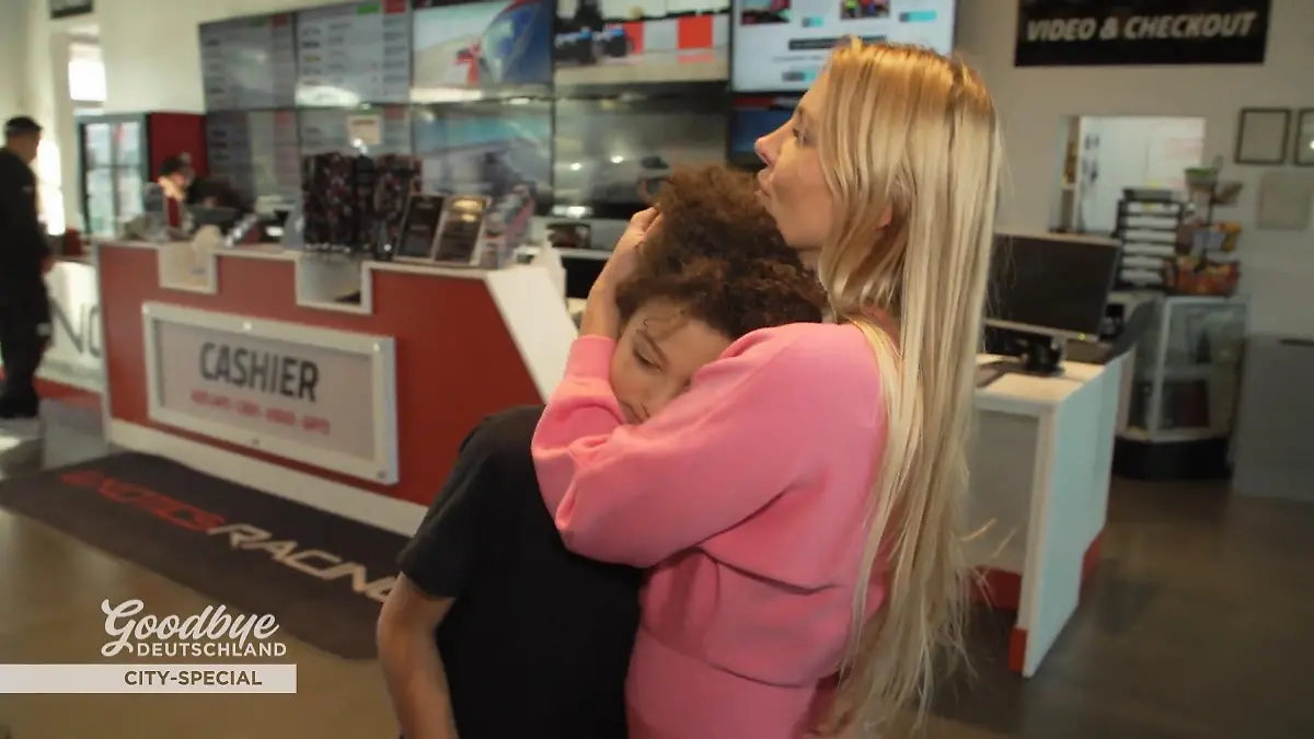 Muss Doreen ihren Job aufgeben, wenn ihr großer Kinderwunsch endlich wahr wird? Babyglück oder Rennstrecke?