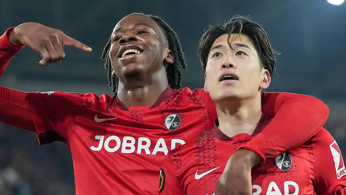 EL_Match_portrait_plain_SC Freiburg vs. Celta Vigo.jpg