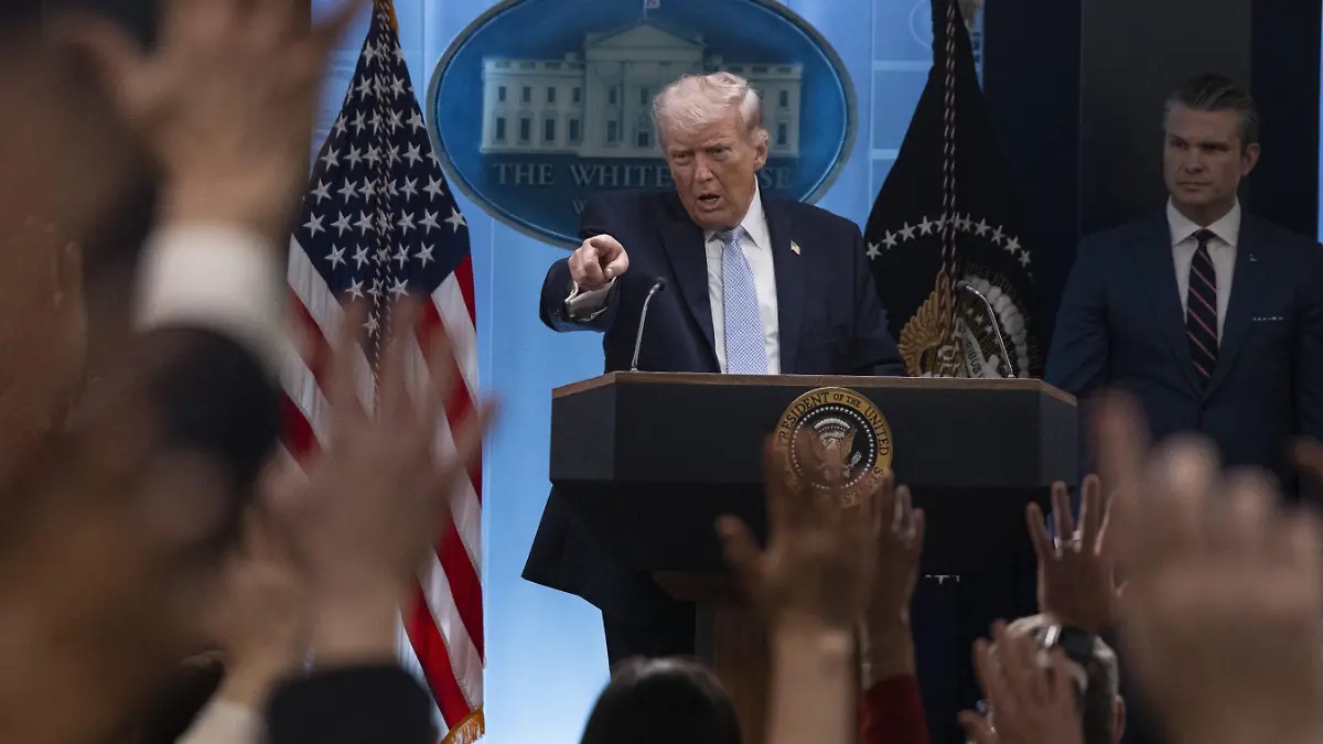 WASHINGTON DC, UNITED STATES - APRIL 6: The United States President Donald Trump holds a Press Conference in the James S. Brady Press Briefing Room at the White House on April 6, 2026, in Washington DC, United States. Celal Gunes / Anadolu