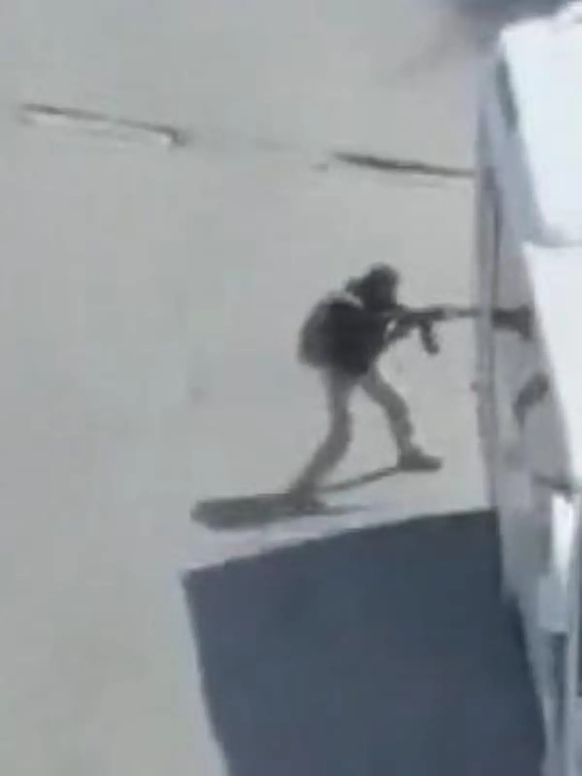 Bild zu: "Nach Schusswechsel vor israelischem Konsulat in Istanbul – ein Angreifer getötet"