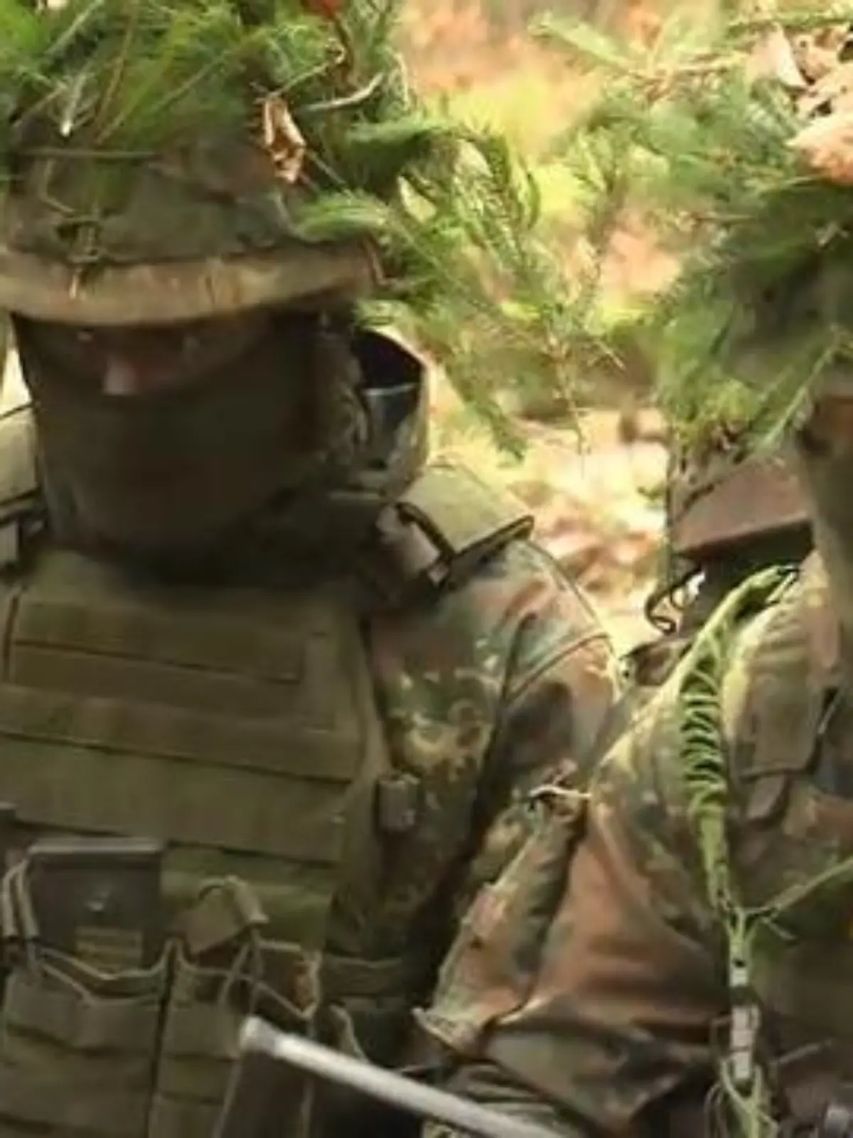 Bild zu: "Ärger um Wehrdienstgesetz"