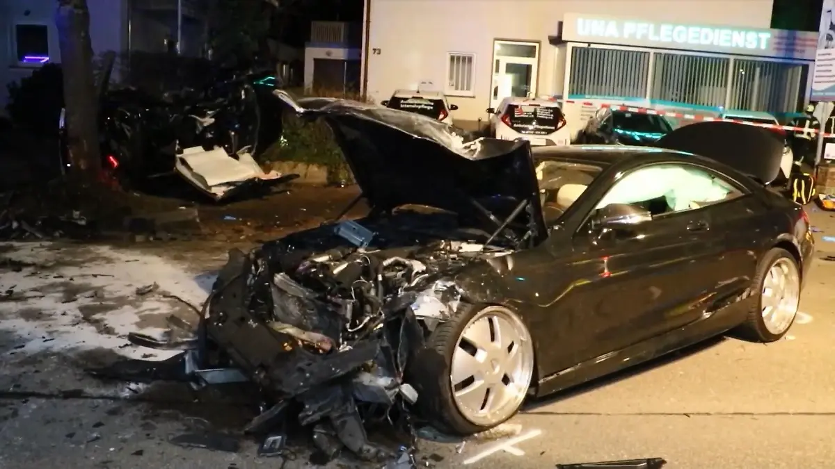 Tod durch illegales Autorennen wird als Mord eingestuft Raser erhält lebenslange Haft