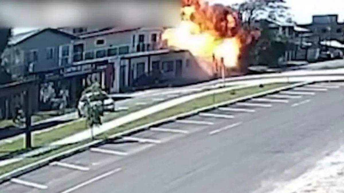 Kurz nach Start! Privatjet kracht in Restaurant – vier Tote Katastrophe in Brazil