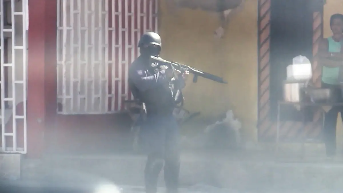 Urlaub zwischen Bandenkriegen Paradies und Hölle