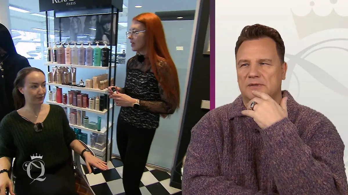 Tanja wird im kleinen Salon-Bereich frisiert, Guido ist fasziniert.