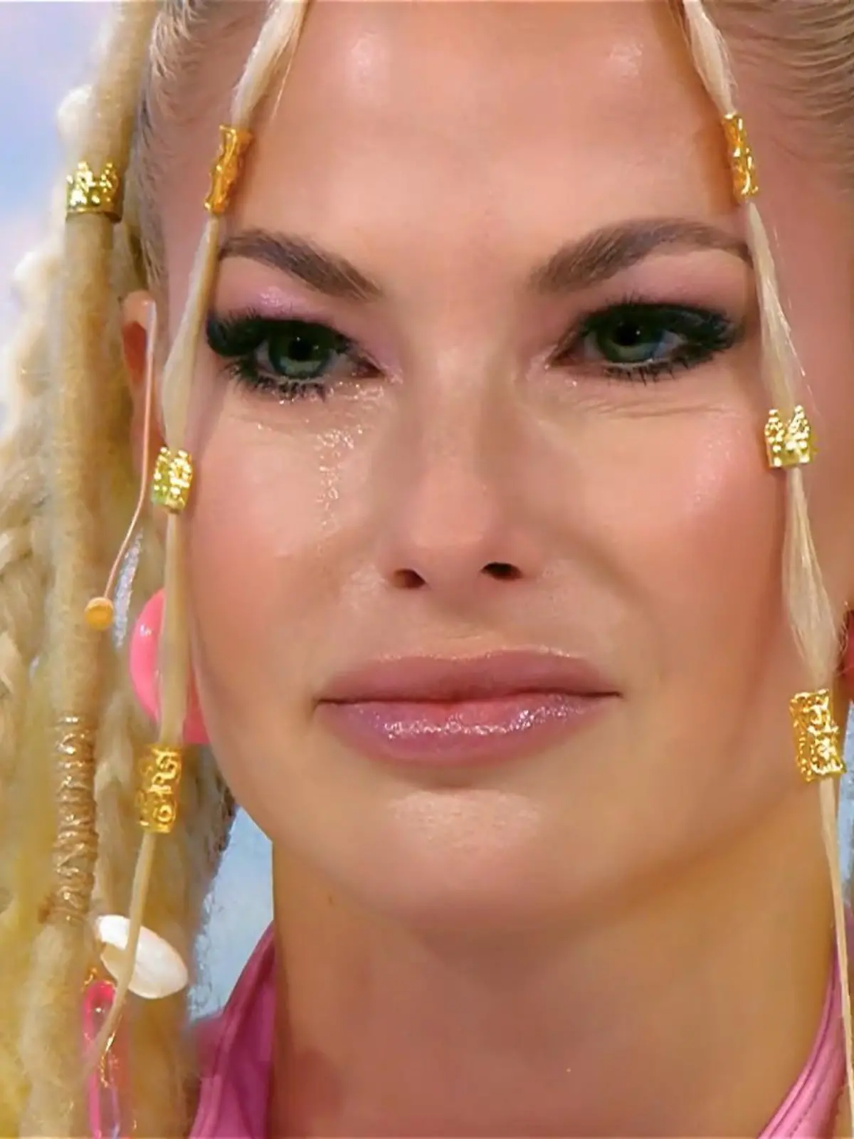 Bild zu: "„Ich habe meine Eltern verloren“ – Abii erzählt seine Geschichte"