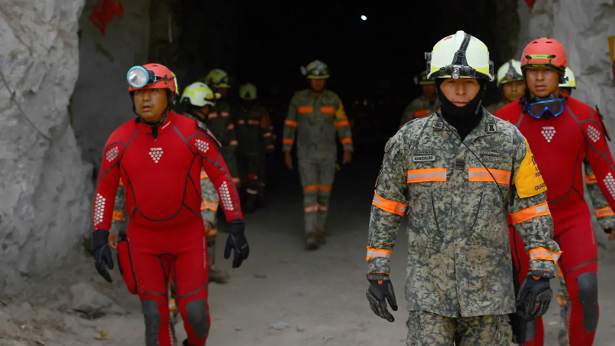 Mexico searches for four missing after Sinaloa mine collapse