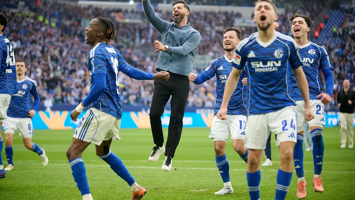 Der FC Schalke 04 ist Tabellenführer und damit der große Aufstiegsfavorit. (Archivbild)