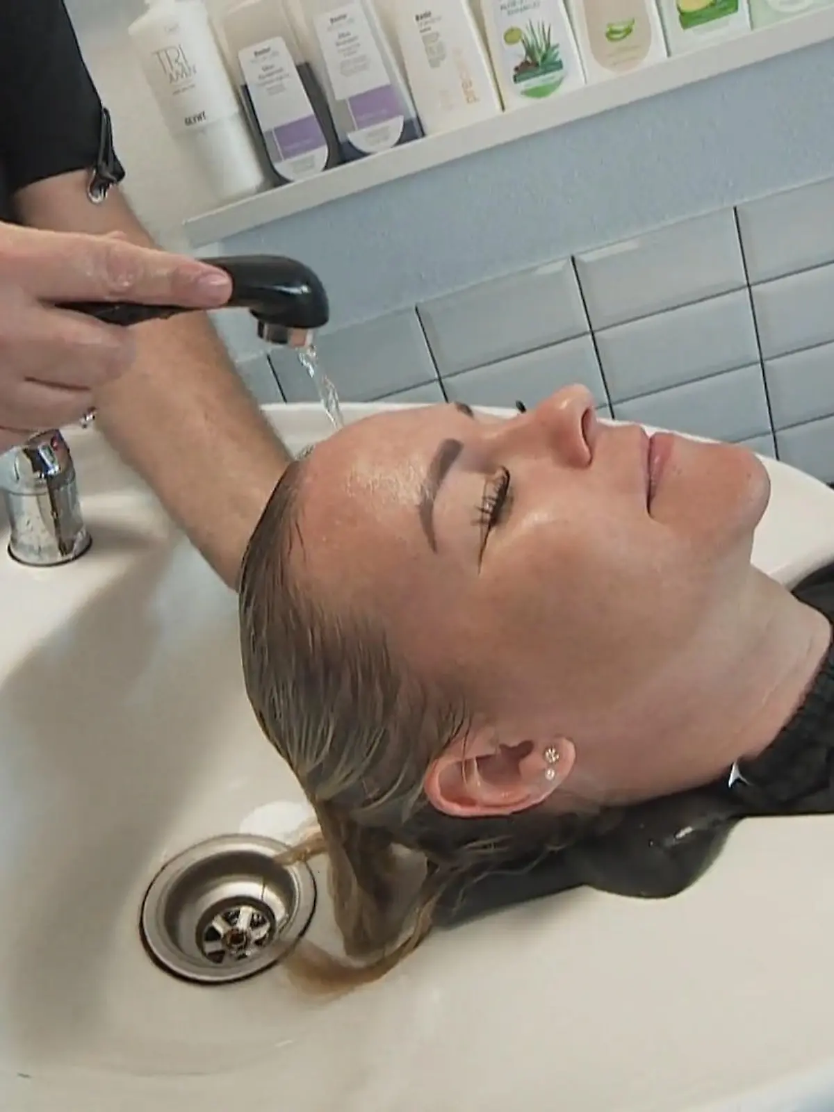 Bild zu: "Vier Tage vor Eröffnung steigt bei Andrea der Druck"