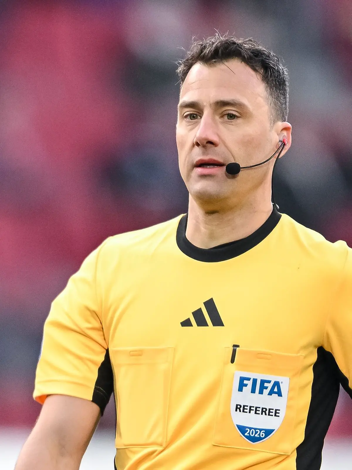 Bild zu: "Als einziger Deutscher: Zwayer pfeift bei der Fußball-WM"