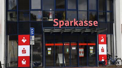 Rommerskirchen (NRW): Großeinsatz an Sparkasse – Festnahme!
