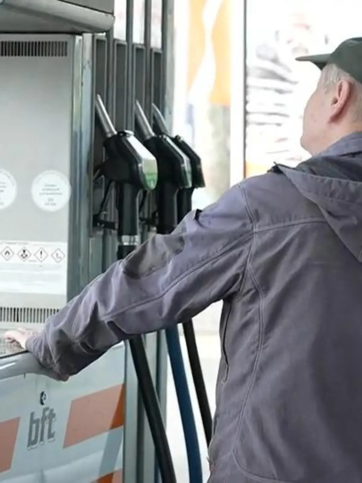 Bild zu: "Staat verdient durch Spritpreise"