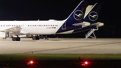 Lufthansa: Kabinenpersonal streikt – Hunderte Flugausfälle zur Osterreisewelle
