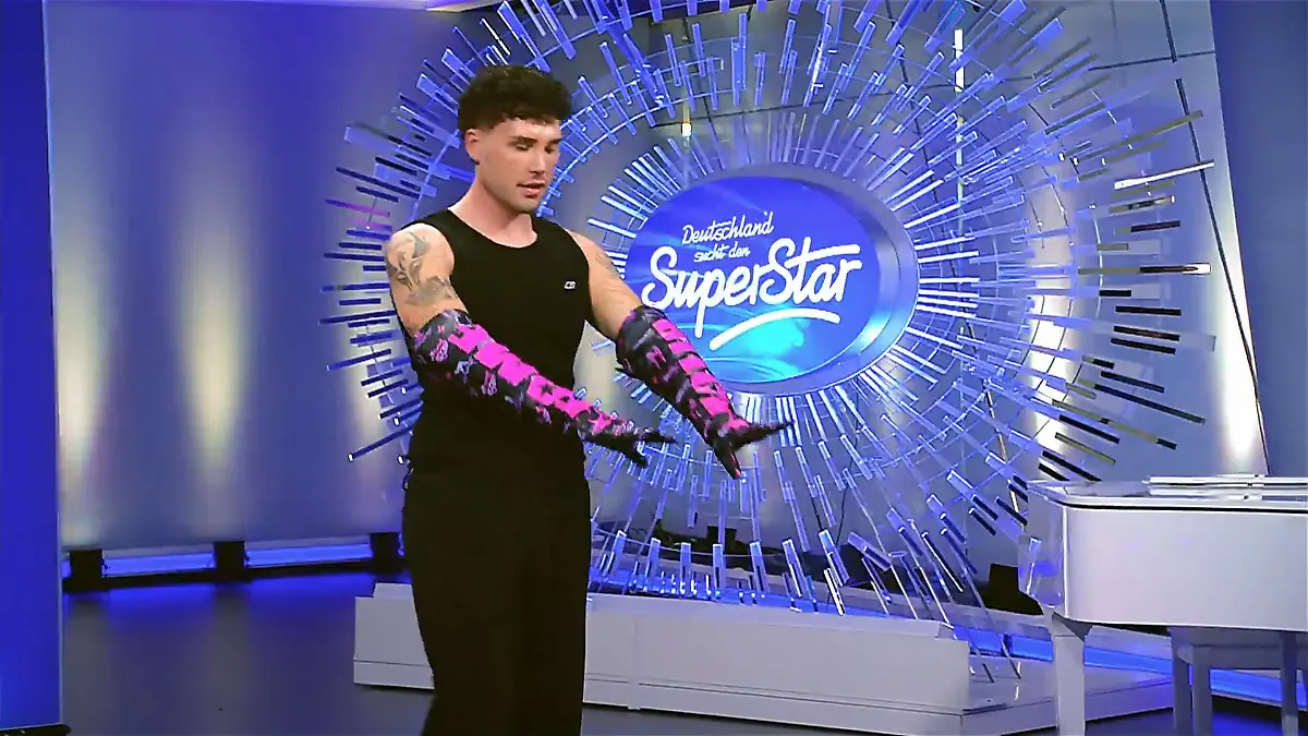 "Hässliche Arme?!" Davids Style irritiert Dieter Bohlen Hoffentlich kann er singen