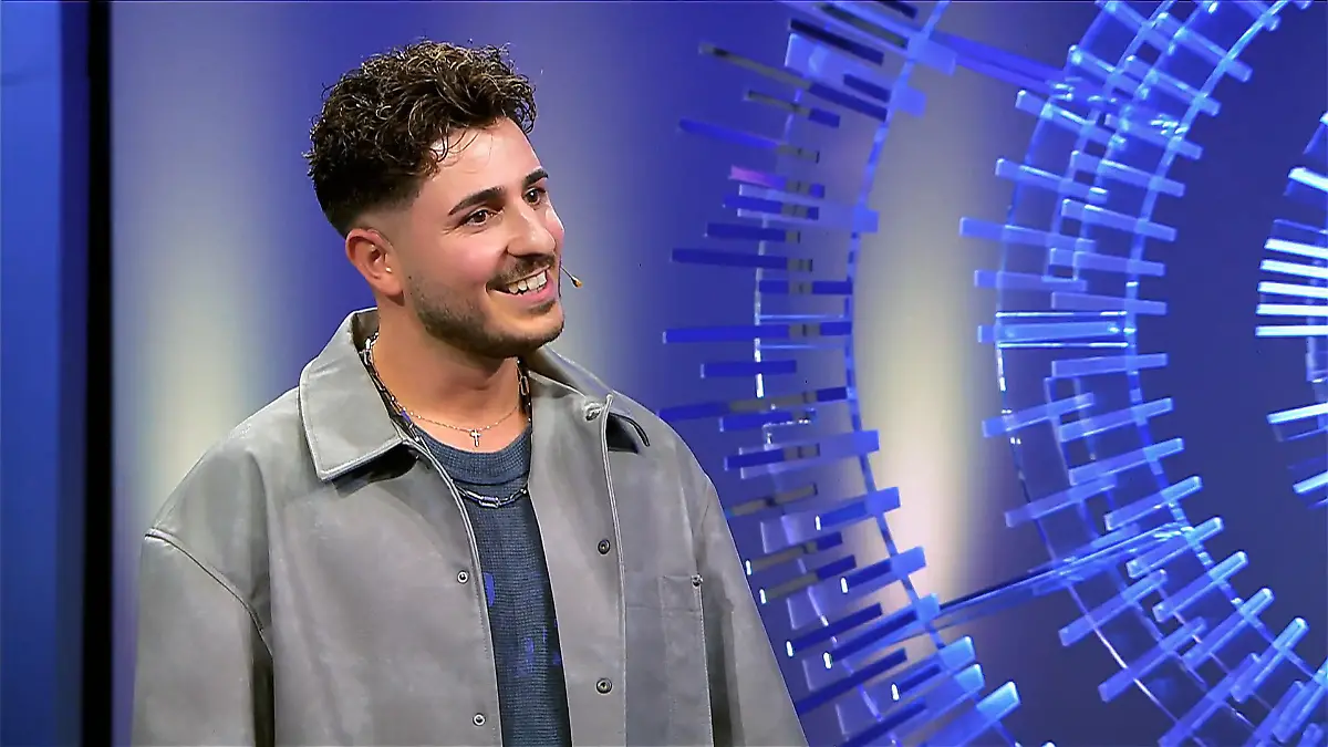 Ja klar kann Italiener Dario Pizza backen. Und singen? Die Stimmung ist gut