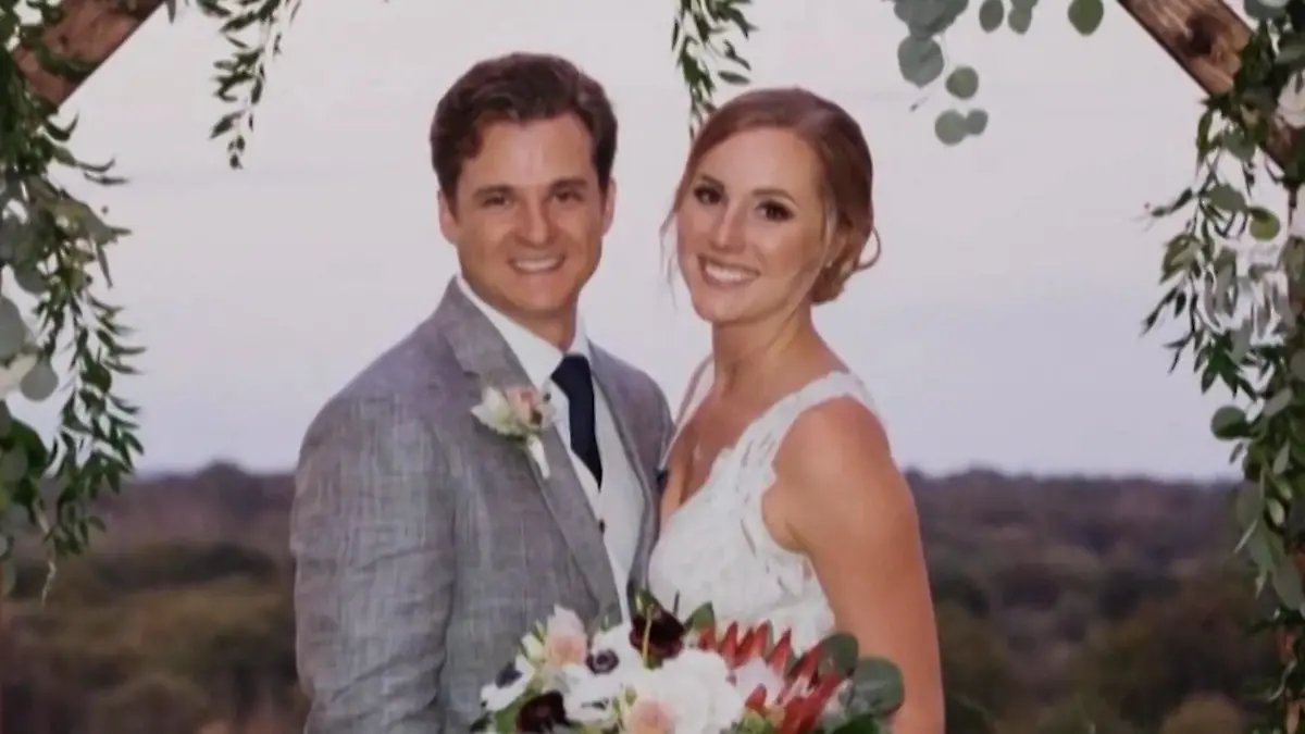 „Sie war komplett blutüberströmt” – Arzt wollte seine Ehefrau wohl von Klippe stoßen Brutaler Angriff an ihrem Geburtstag