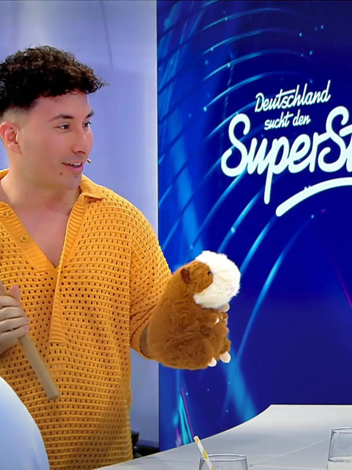 Bild zu: "Armselig oder witzig? Elyas Auftritt ist mehr als schräg"