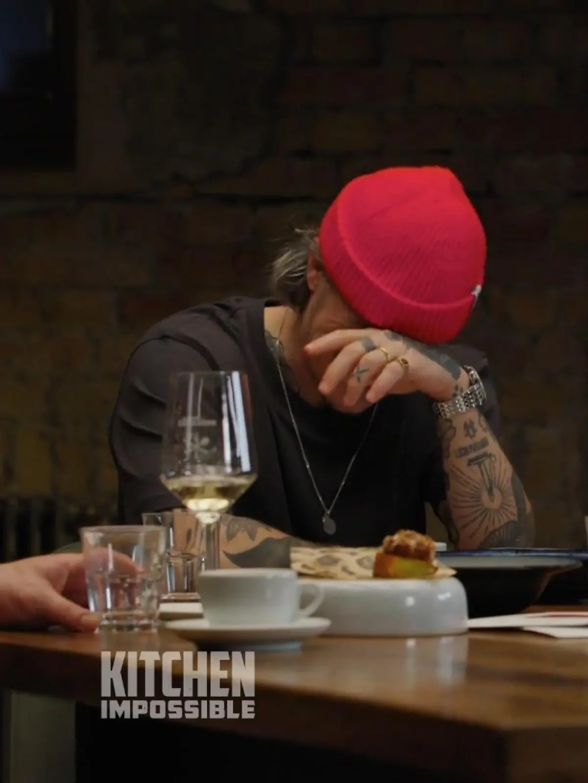 Bild zu: "Kitchen Impossible: Wird der Frankensteinkuchen zum Problem für Jo & Cozy?"