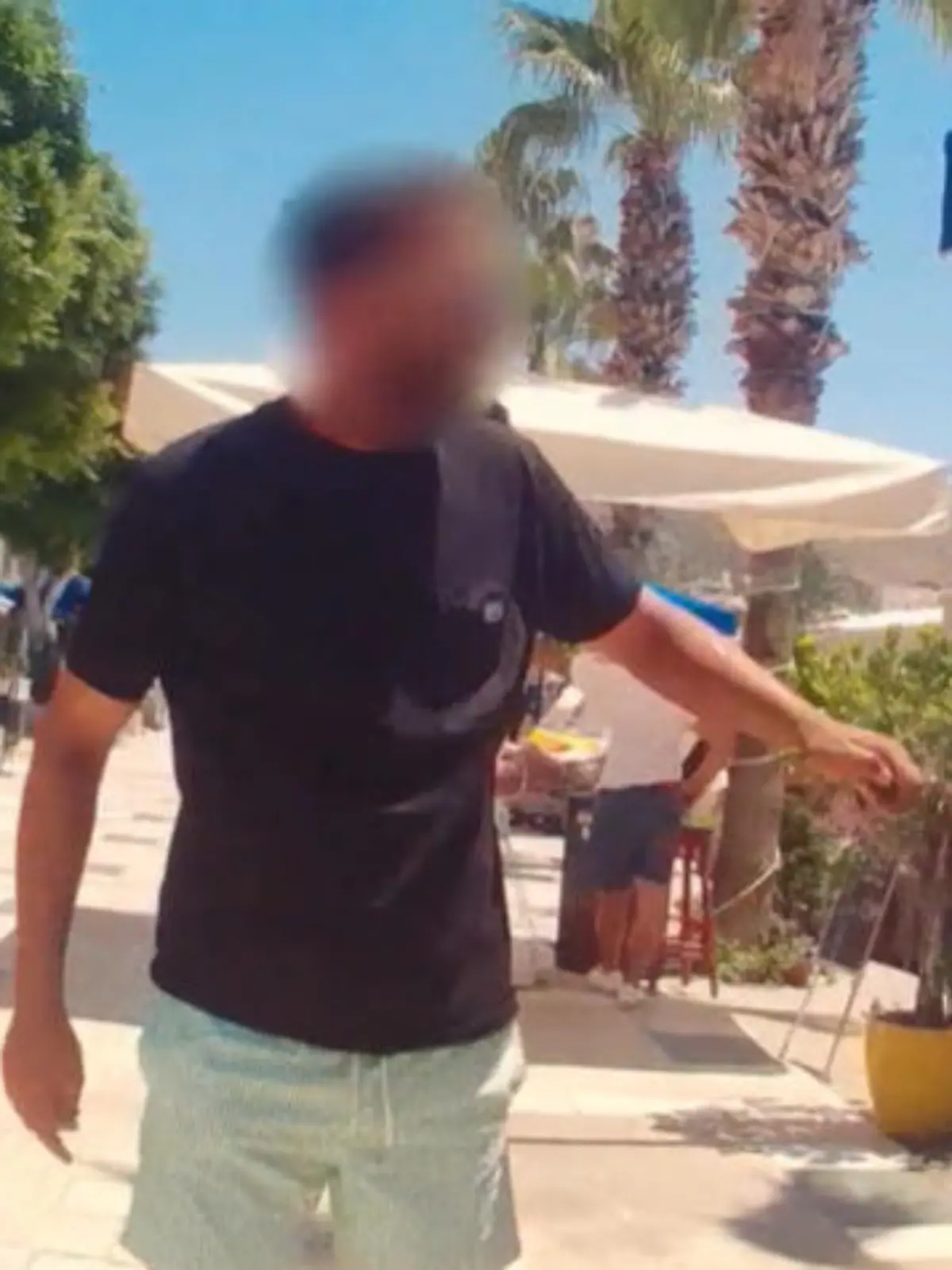 Bild zu: "Capri verbietet aggressives Anquatschen von Touristen mit Anti-Belästigungs-Verordnung"