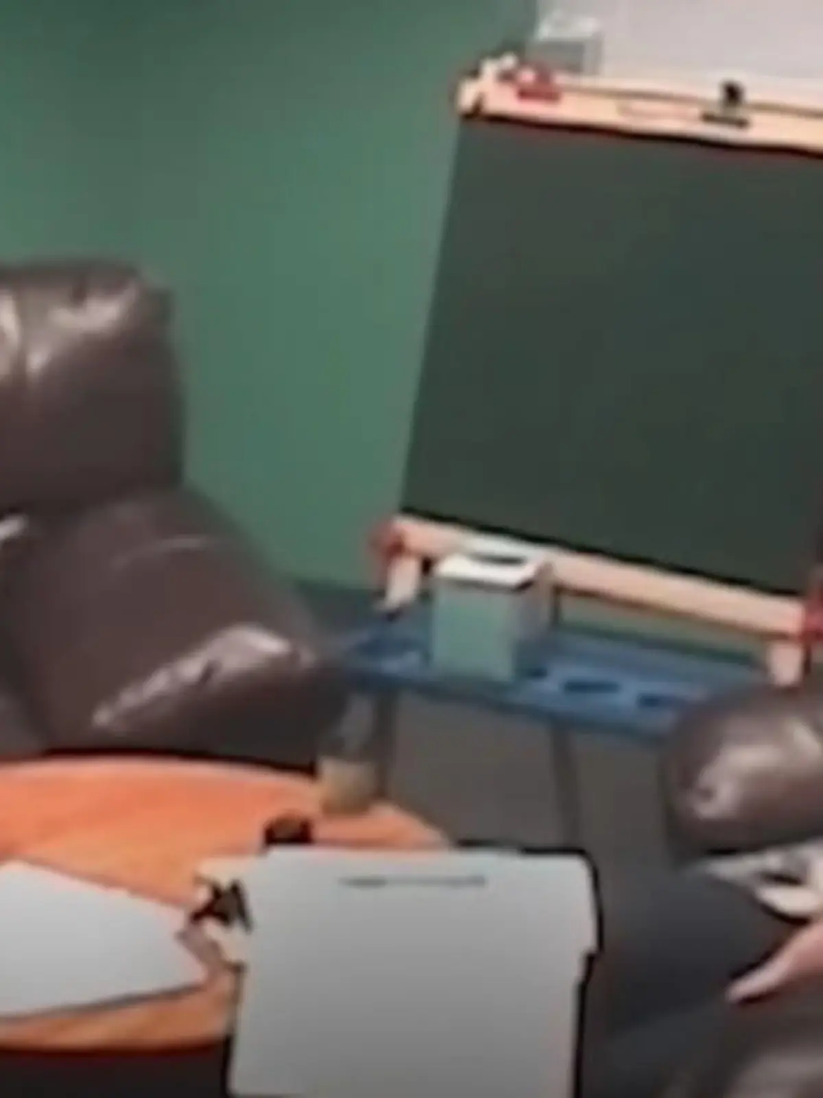 Bild zu: "Missbrauchsopfer wird jahrelang einer Lüge bezichtigt und landet im Gefängnis"