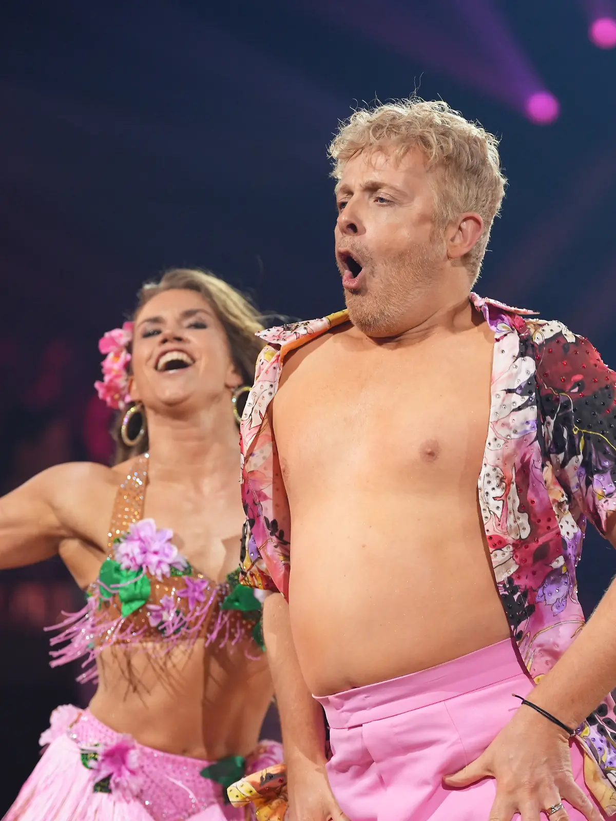 Ross Antony und Mariia Maksina tanzen eine Samba zu „Club Tropicana” von Wham!