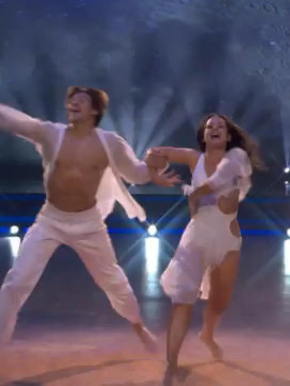 Bild zu: "Emotionaler Contemporary: Knüpfen Joel und Malika zu „Ordinary“ an ihren Erfolg an?"