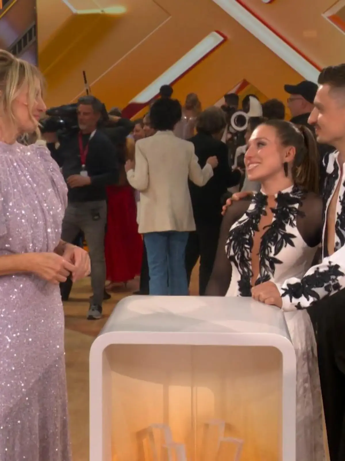 Bild zu: "Bibi Heinicke nimmt unfassbar viel mit"