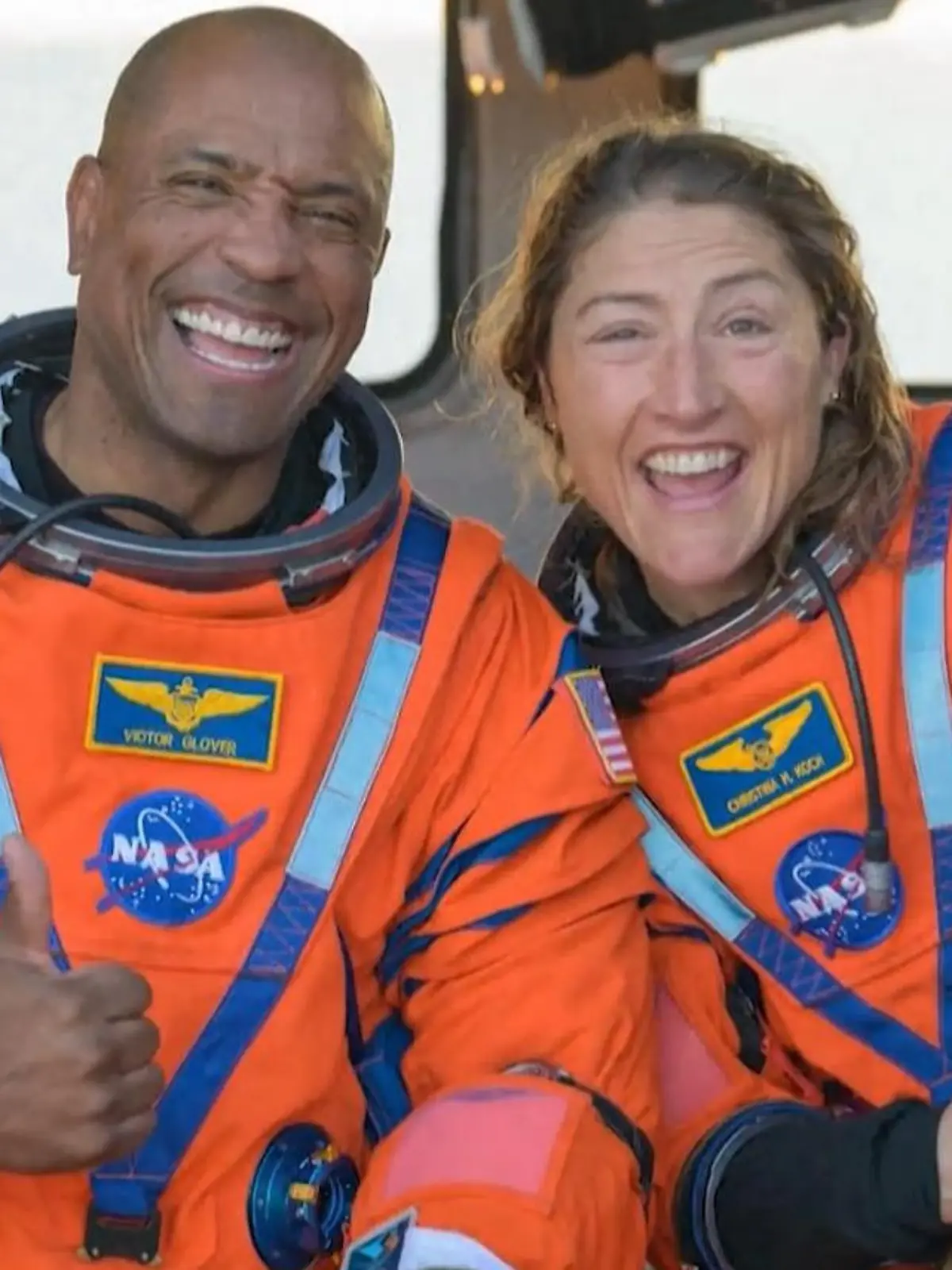 Bild zu: "Astronauten von Mondmission zurückgekehrt! DAS sind die ersten Bilder"