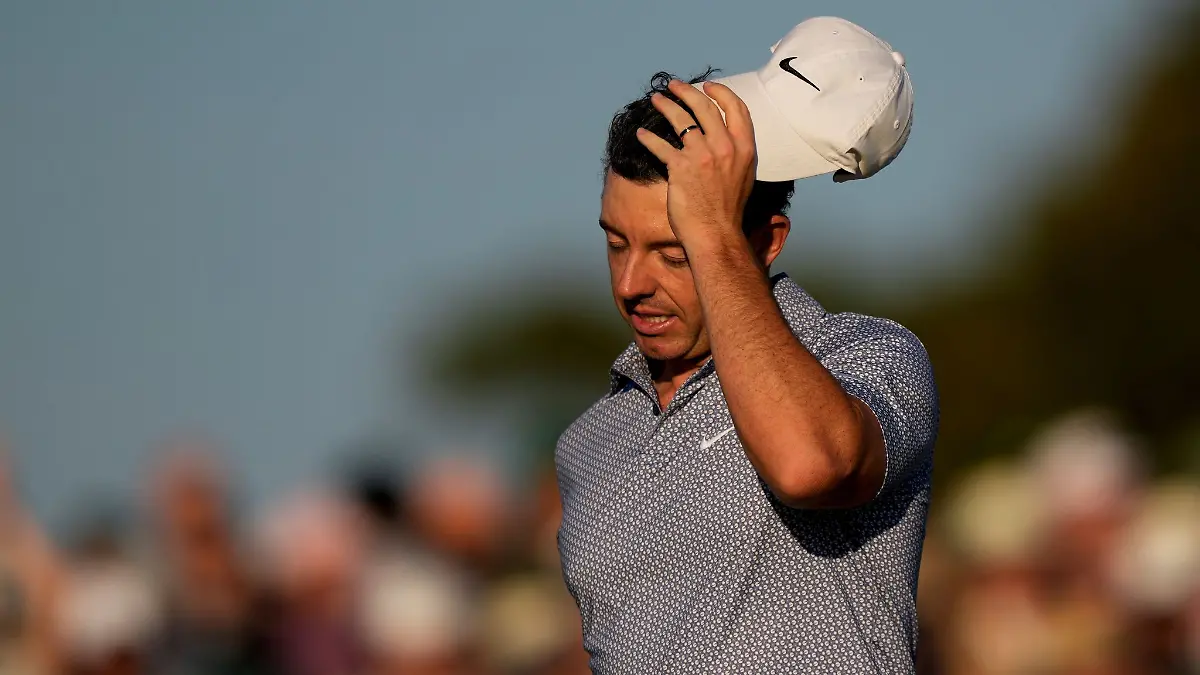 Rory McIlroy büßte an Tag drei des Masters in Augusta seine klare Führung ein.