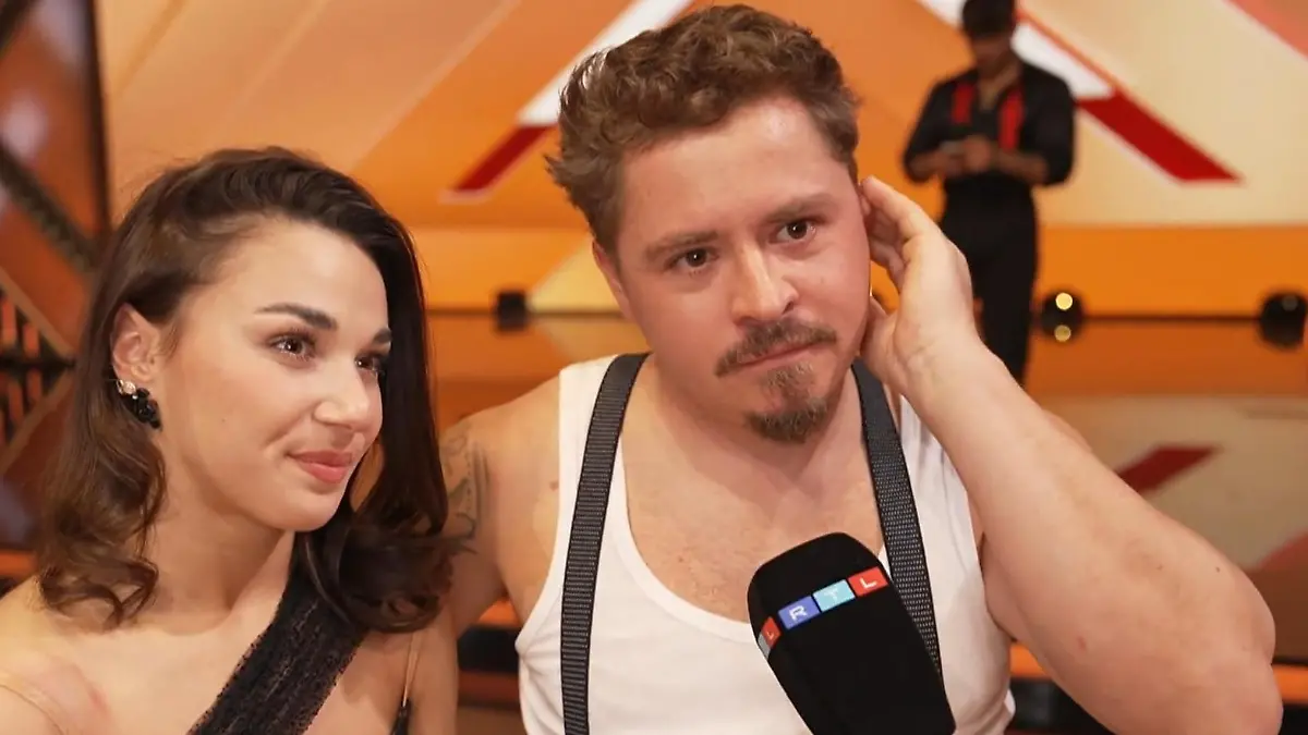 ER ist bei „Let's Dance" die Überraschung – und plötzlich Publikumsliebling! Gustav Schäfer von „Tokio Hotel"