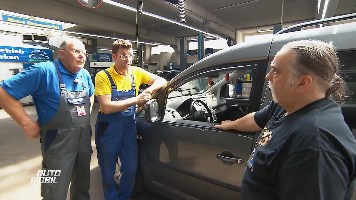 Dieser Caddy wird für die Autodoktoren zur echten Nervenprobe Caddy macht schlapp