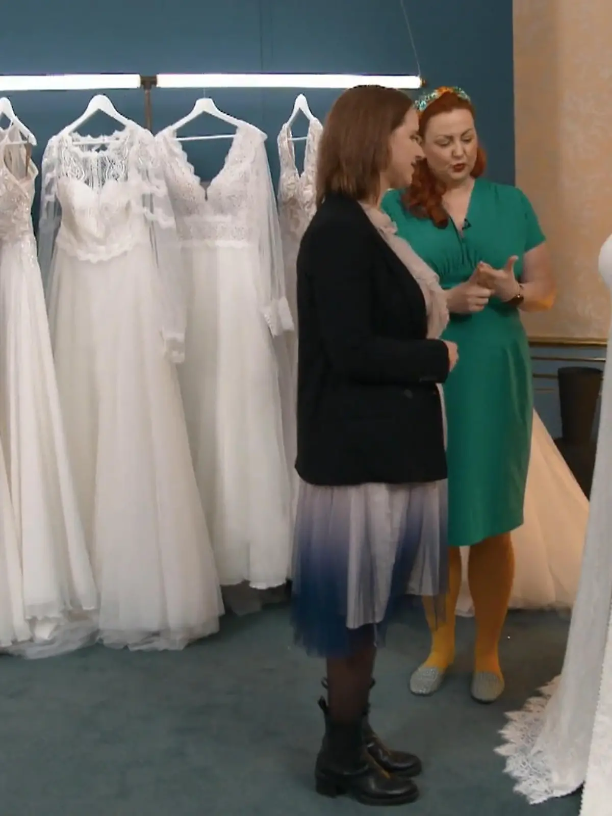 Bild zu: "Jana startet stark – aber Jenny hält ihre Gefühle noch zurück"