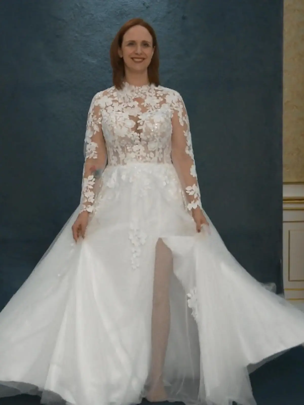 Bild zu: "Trifft sein zweites Kleid bei Jenny genau den richtigen Ton?"