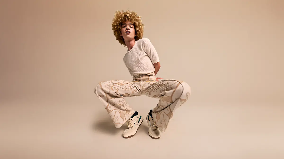 Beige Sneaker sind 2026 das Must-have – minimalistisch, vielseitig und perfekt für jeden Look.