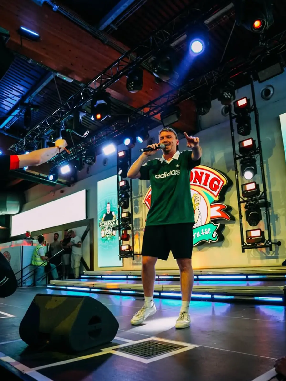 Breitner tritt in dieser Saison im Bierkönig auf. 