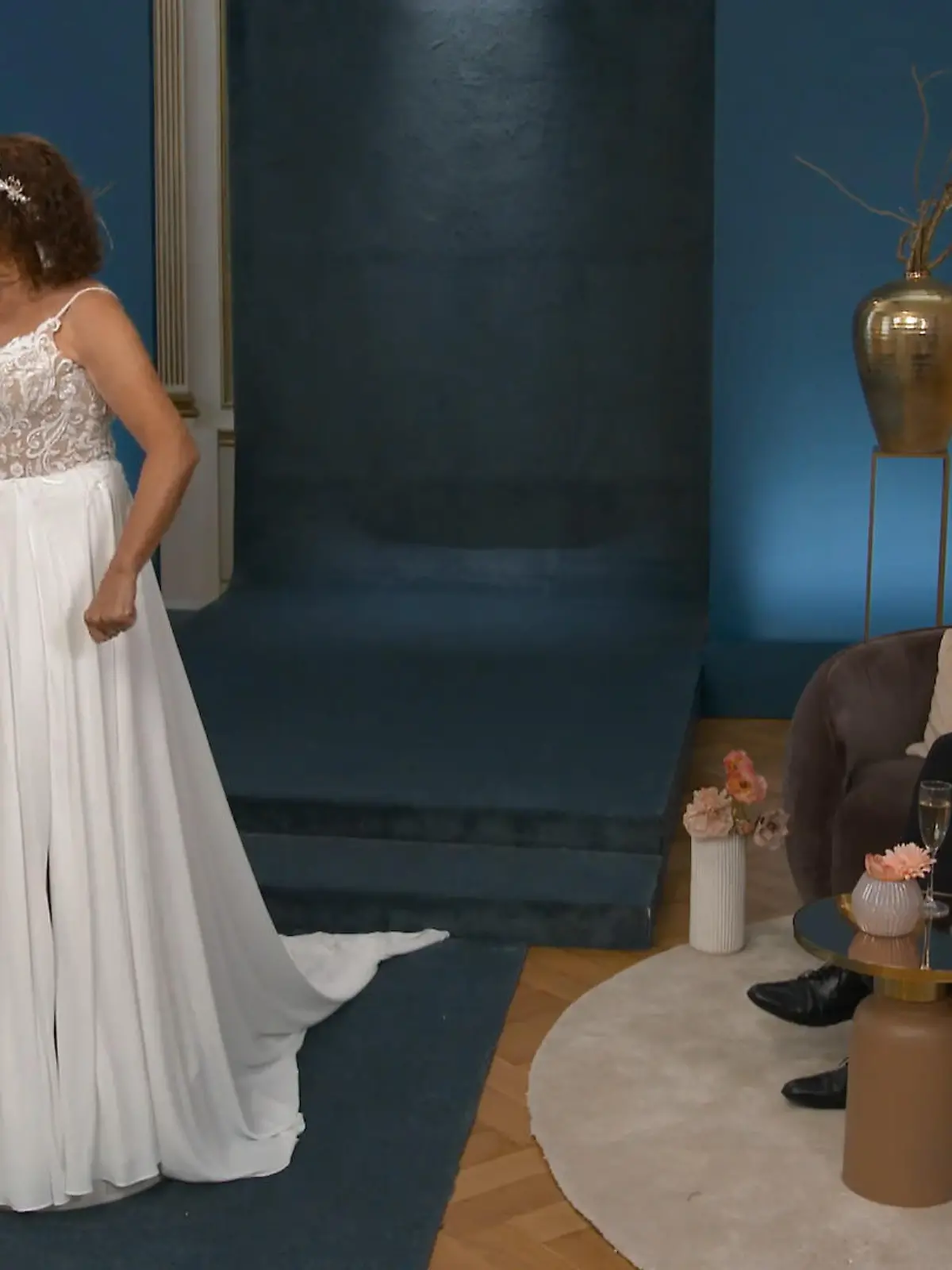 Bild zu: "Können Chris Kleider Cäcilia direkt überzeugen?"