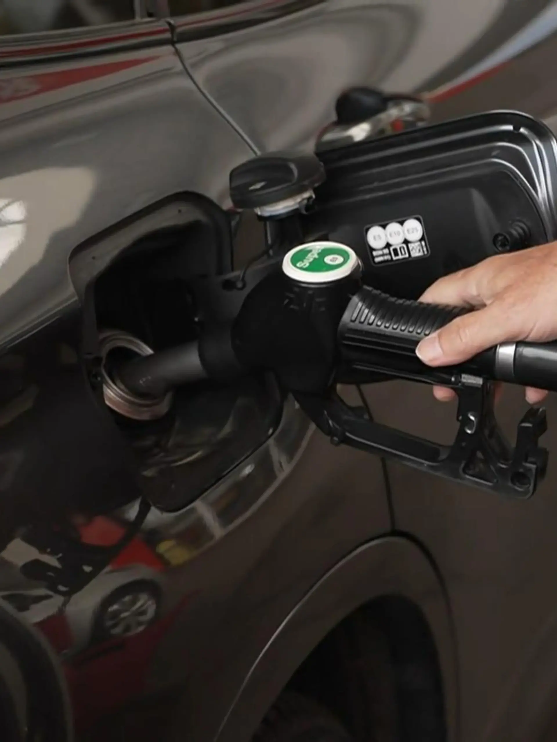 Bild zu: "Entlastungen für Autofahrer?"