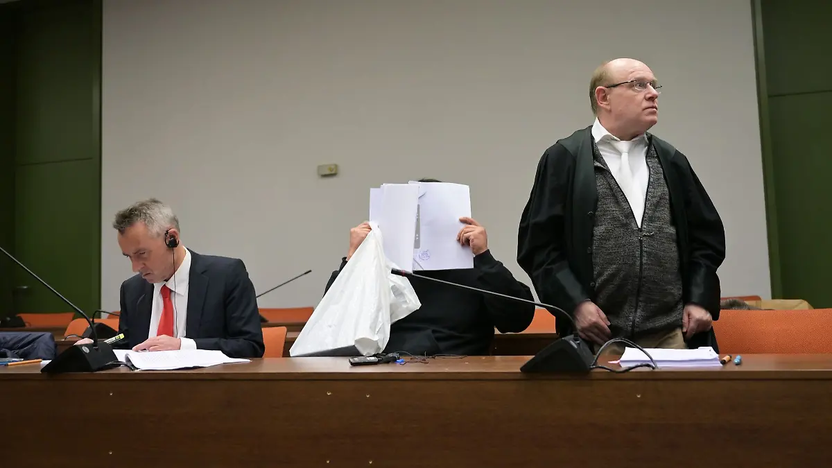 Der Mann ist wegen versuchten Mordes und Vergewaltigung angeklagt. (Archivbild)