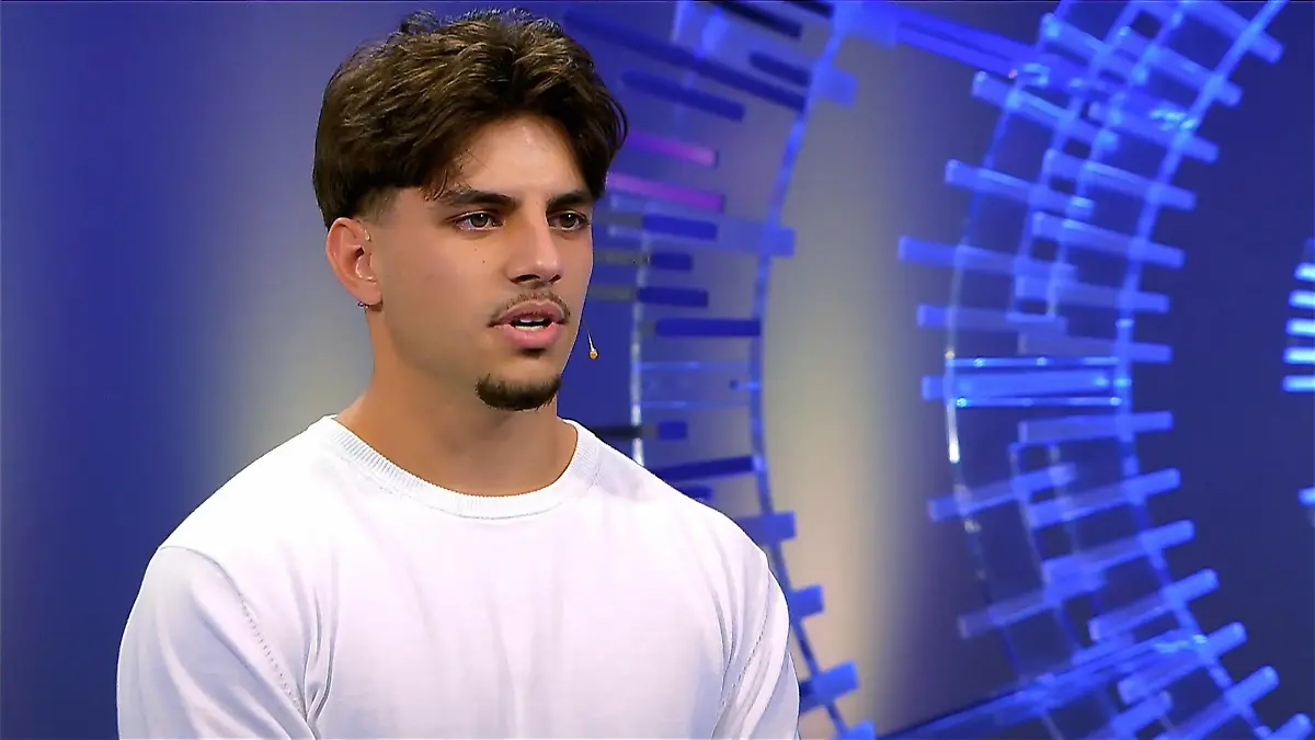 Schnappt sich Paco mit Soul-Power das Ticket? Bohlen ist beeindruckt