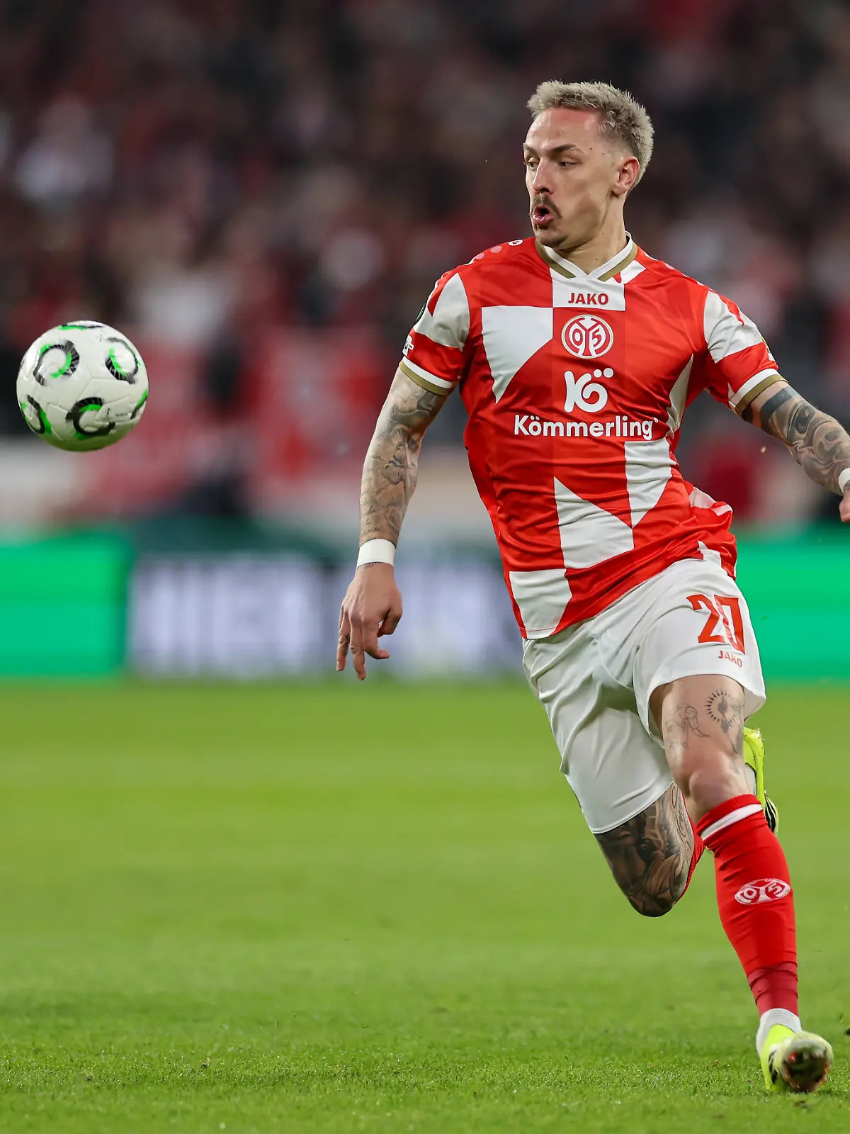 Bild zu: "Racing Straßburg gegen 1. FSV Mainz: TV oder Stream? So seht ihr das Conference-League-Spiel LIVE bei RTL!"