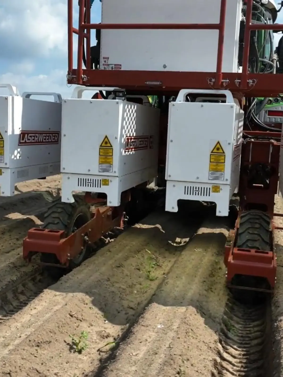 Bild zu: "Landwirt setzt auf Laser gegen Unkraut"