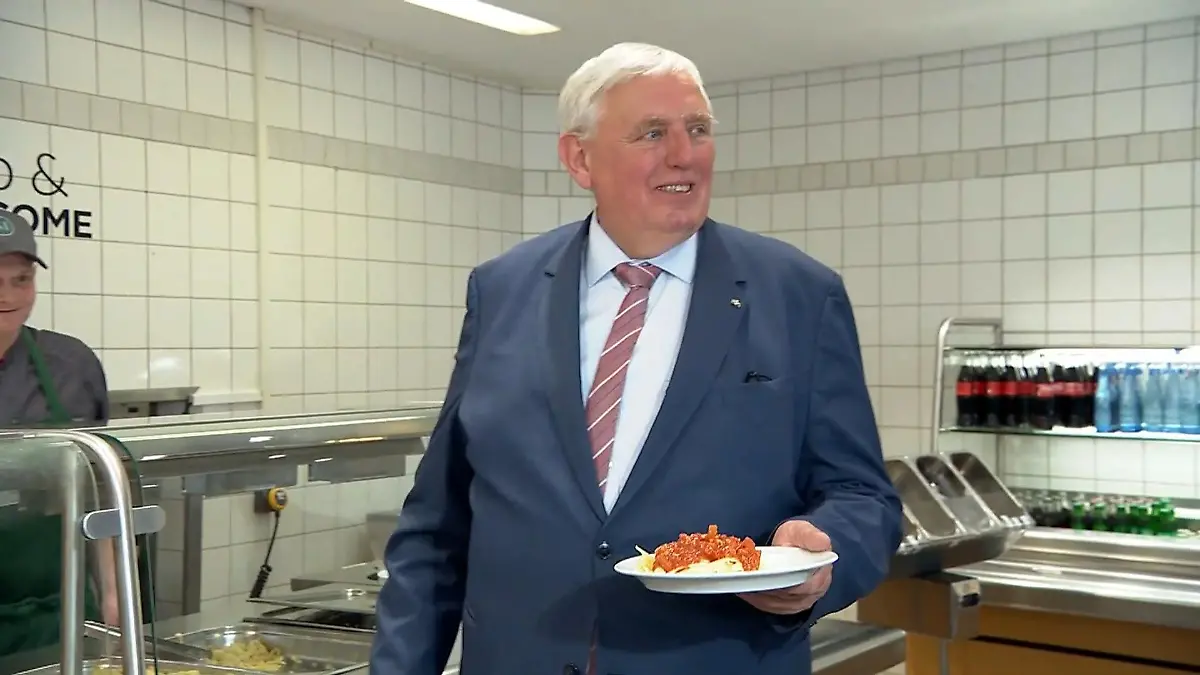 Obdachlose kochen im Ministerium Zurück ins Arbeitsleben