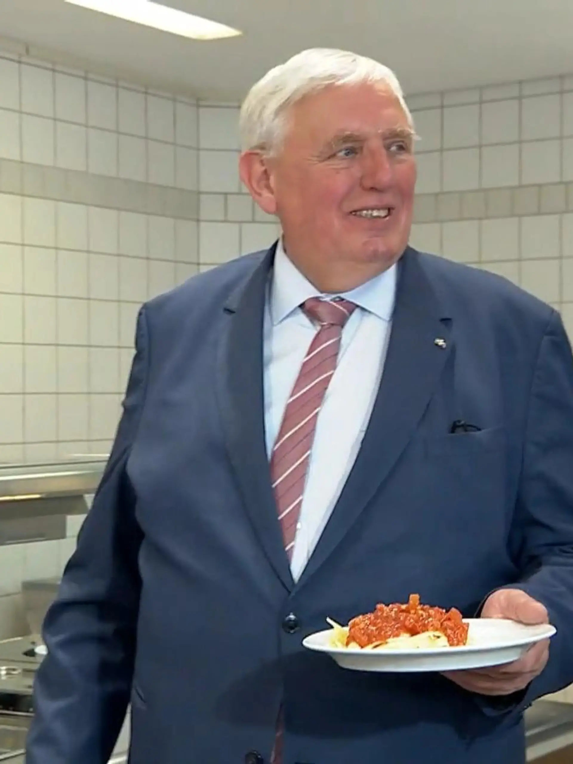 Bild zu: "Obdachlose kochen im Ministerium"